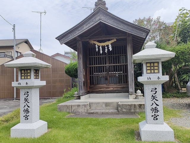 弓矢八幡宮